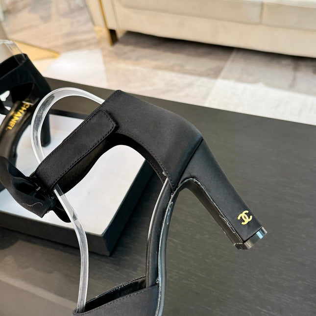 HIGH MARRY JANE IN BLACK SATIN