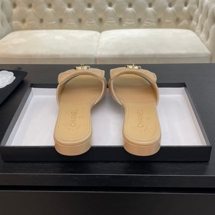 FLAT MULE IN TUSCAN BEIGE LAMBSKIN