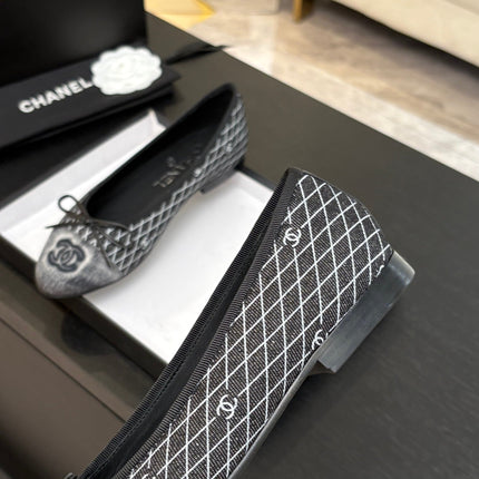 BALLET FLATS IN CHARCOAL BLACK MONOGRAM DENIM