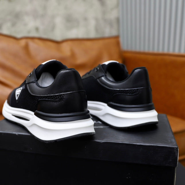 PRA SNEAKER IN BLACK CALFSKIN AND MESH FABRIC