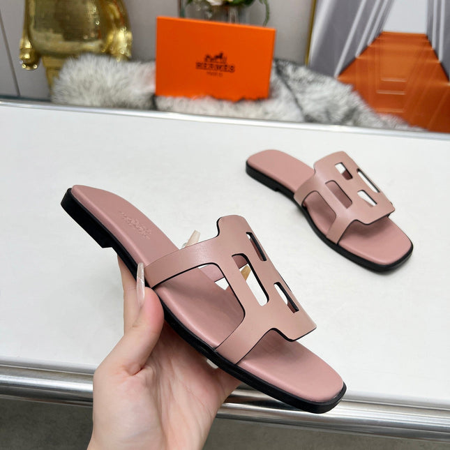 FLATFORM SANDAL LIGHT PINK CALFSKIN