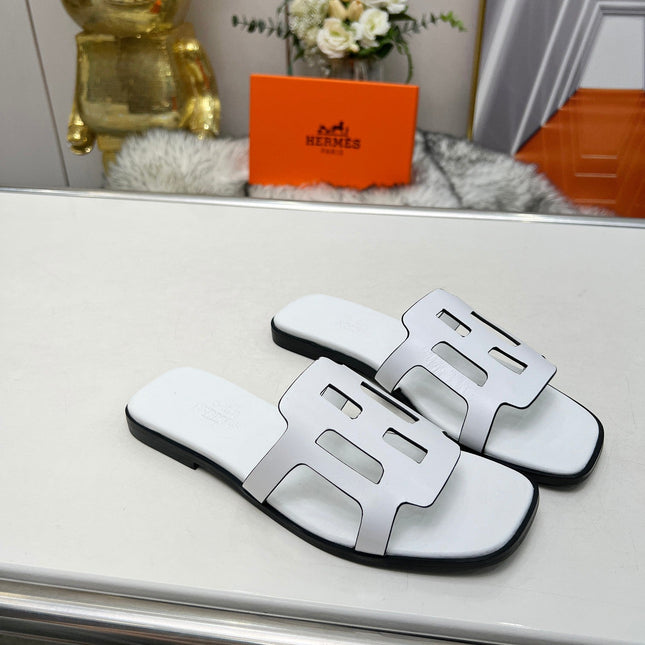 FLATFORM SANDAL WHITE CALFSKIN