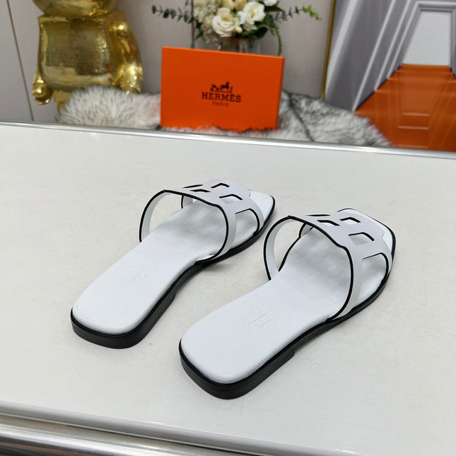 FLATFORM SANDAL WHITE CALFSKIN