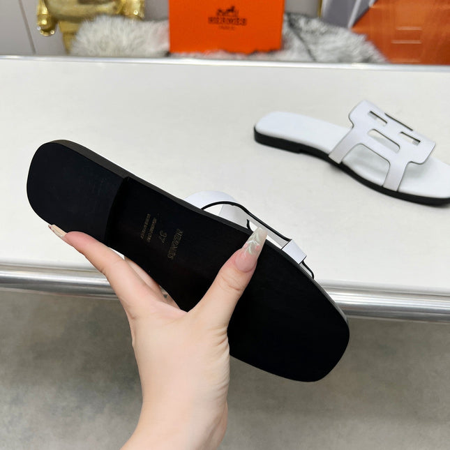 FLATFORM SANDAL WHITE CALFSKIN
