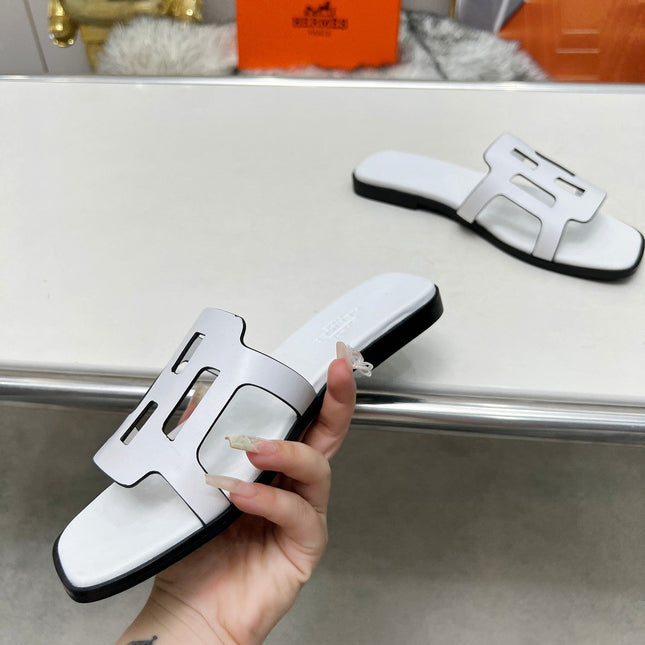 FLATFORM SANDAL WHITE CALFSKIN