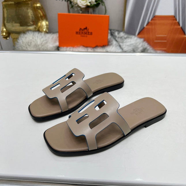 FLATFORM SANDAL LIGHT GRAY CALFSKIN