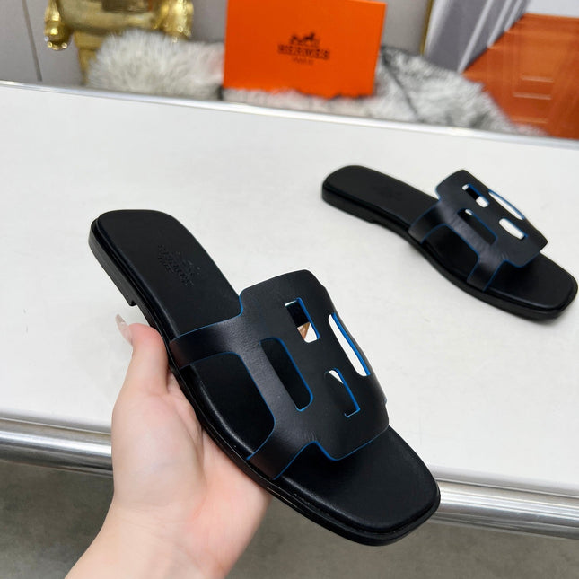 FLATFORM SANDAL BLACK CALFSKIN