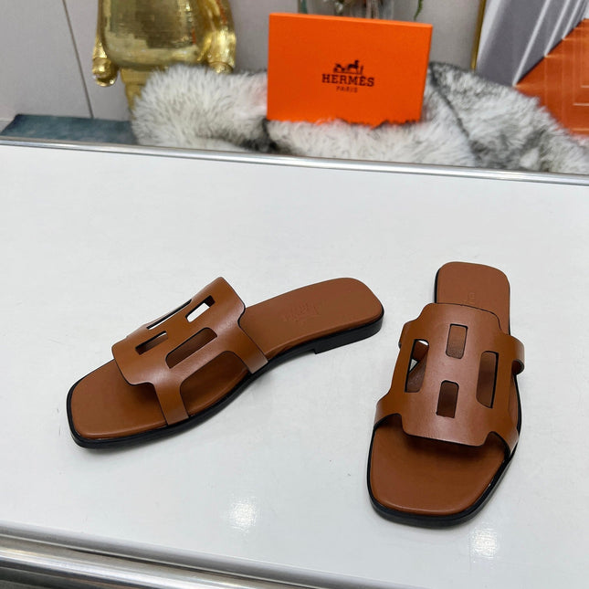 FLATFORM SANDAL CARAMEL CALFSKIN