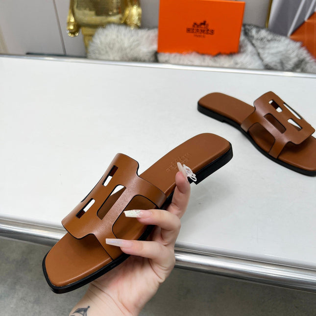 FLATFORM SANDAL CARAMEL CALFSKIN