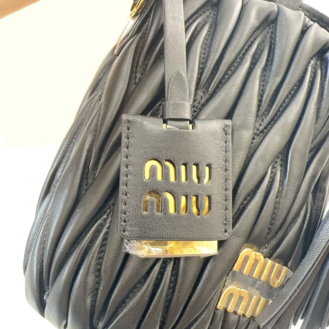 MATELASSÉ SMALL HANDBAG 17 IN BLACK LAMBSKIN