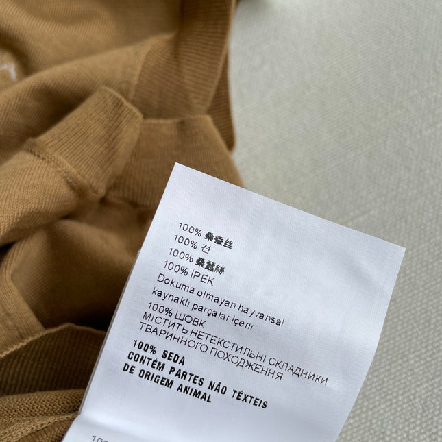 PRADA SLEEVELESS POLO SHIRT STYLE 155