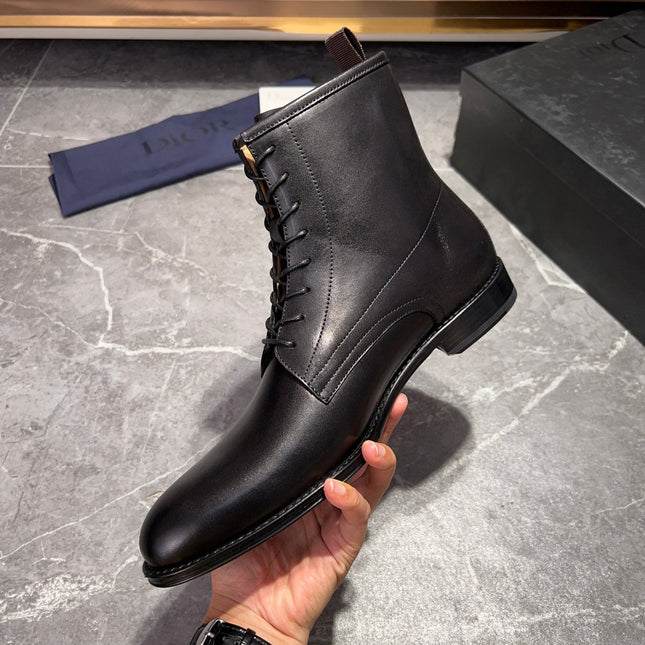 CD JUMP LACE-UP BOOT BLACK CALFSKIN