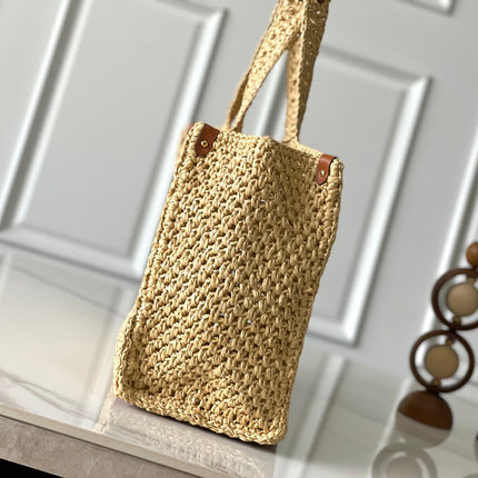 ONTHEGO MM 37 IN BEIGE WOVEN RAFFIA WITH LEATHER DETAILING
