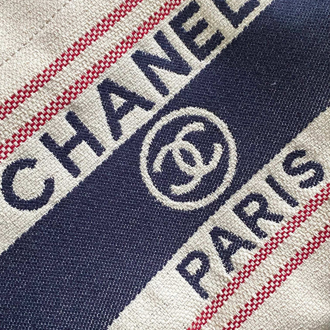 CHANEL 25S SHOPPING BAG 35 IN CREAM WHITE AND NAVY BLUE CANVAS