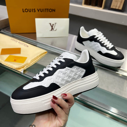 LV WOMEN GROOVY PLATFORM IN WHITE MIX BLACK EMBOSSED CALFSKIN