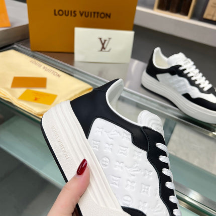 LV WOMEN GROOVY PLATFORM IN WHITE MIX BLACK EMBOSSED CALFSKIN