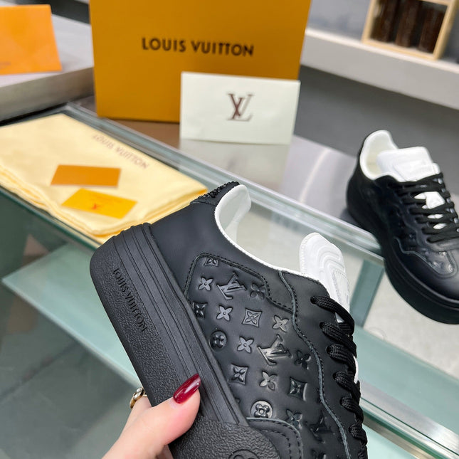 LV WOMEN GROOVY PLATFORM IN BLACK EMBOSSED CALFSKIN