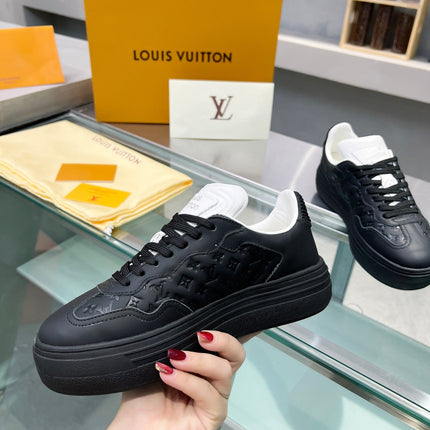 LV WOMEN GROOVY PLATFORM IN BLACK EMBOSSED CALFSKIN