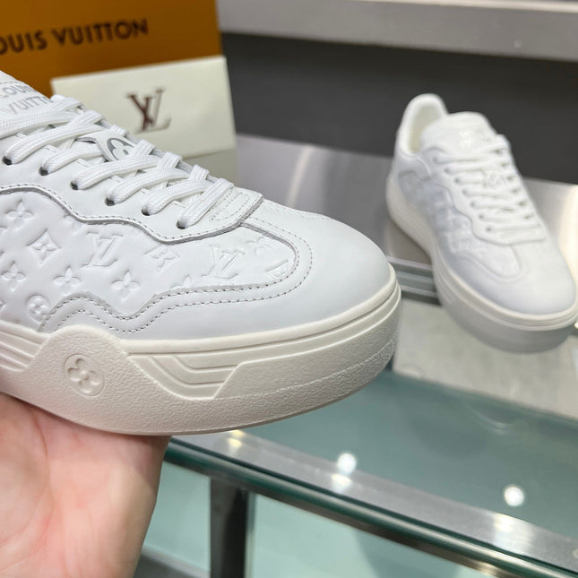 LV WOMEN GROOVY PLATFORM IN WHITE EMBOSSED CALFSKIN