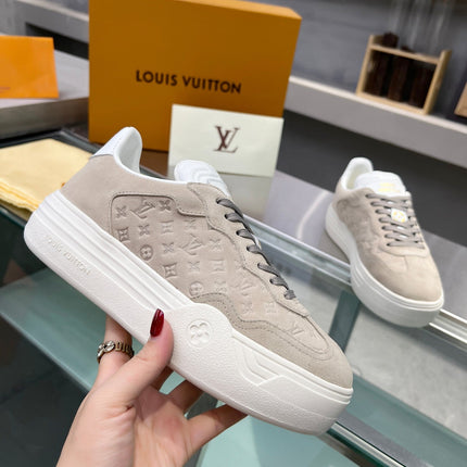 LV WOMEN GROOVY PLATFORM IN CAMEL BROWN EMBOSSED SUEDE