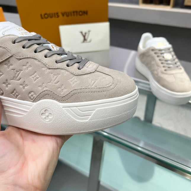 LV WOMEN GROOVY PLATFORM IN CAMEL BROWN EMBOSSED SUEDE