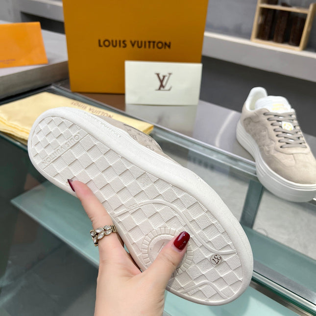LV WOMEN GROOVY PLATFORM IN CAMEL BROWN EMBOSSED SUEDE