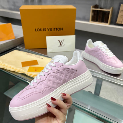 LV WOMEN GROOVY PLATFORM IN LIGHT PINK EMBOSSED CALFSKIN