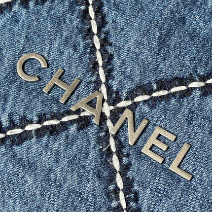 CC LARGE 42 CROSSBODY BAG IN BLUE DENIM WITH CHAIN