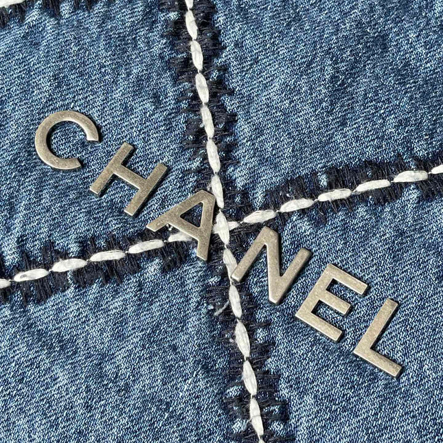 CC LARGE 42 CROSSBODY BAG IN BLUE DENIM WITH CHAIN