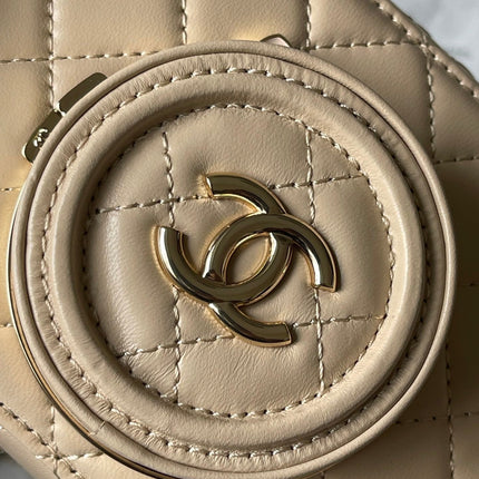 CC 16 CAMERA BAG IN DARK BEIGE CALFSKIN AND GOLD PLATED METAL
