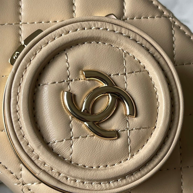 CC 16 CAMERA BAG IN DARK BEIGE CALFSKIN AND GOLD PLATED METAL