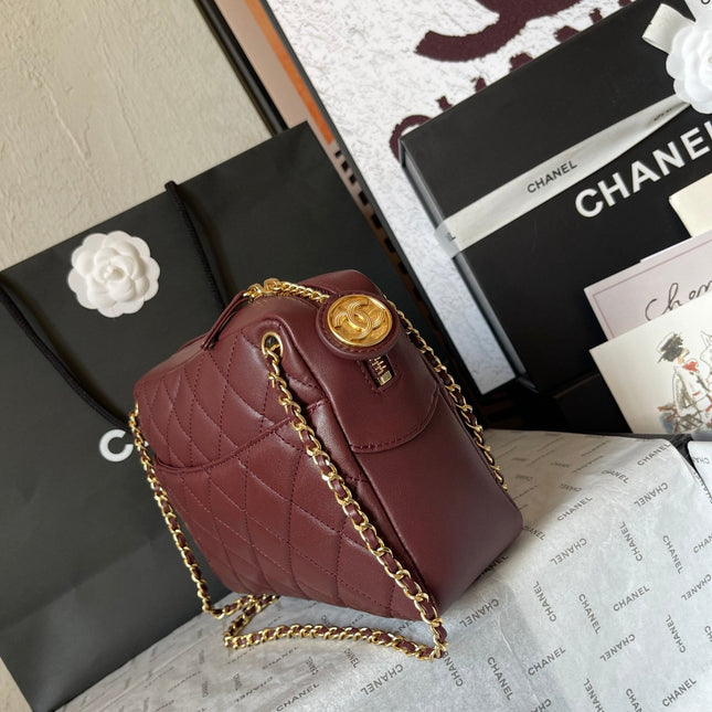 CAMERA BAG 24 IN BUCCANEER RED QUILTED LAMBSKIN DOUBLE C GOLD COIN
