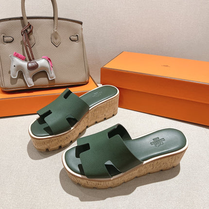 HM 25S HIGH WEDGE SANDALS IN DARK MOSS GREEN LAMBSKIN STYLE 32