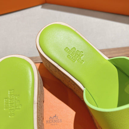 HM 25S HIGH WEDGE SANDALS IN SPRING GREEN LAMBSKIN STYLE 22
