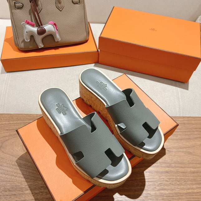 HM 25S HIGH WEDGE SANDALS IN GREY LAMBSKIN STYLE 7