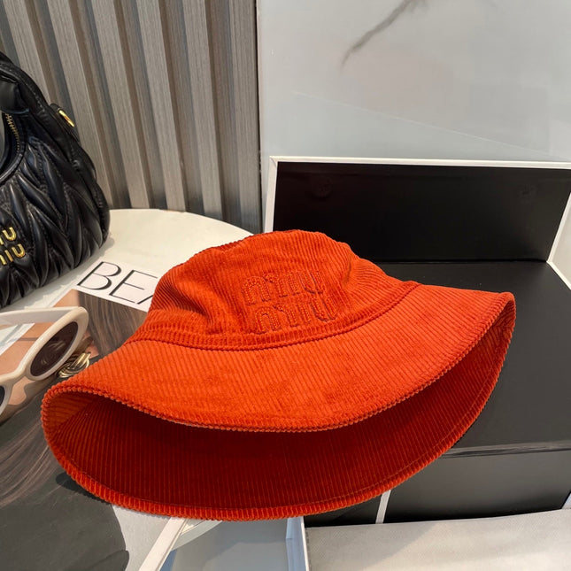 MM BUCKET IN ORANGE VELVET WITH LOGO