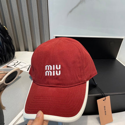 MM BASEBALL CAP IN RED FABRIC STYLE 9