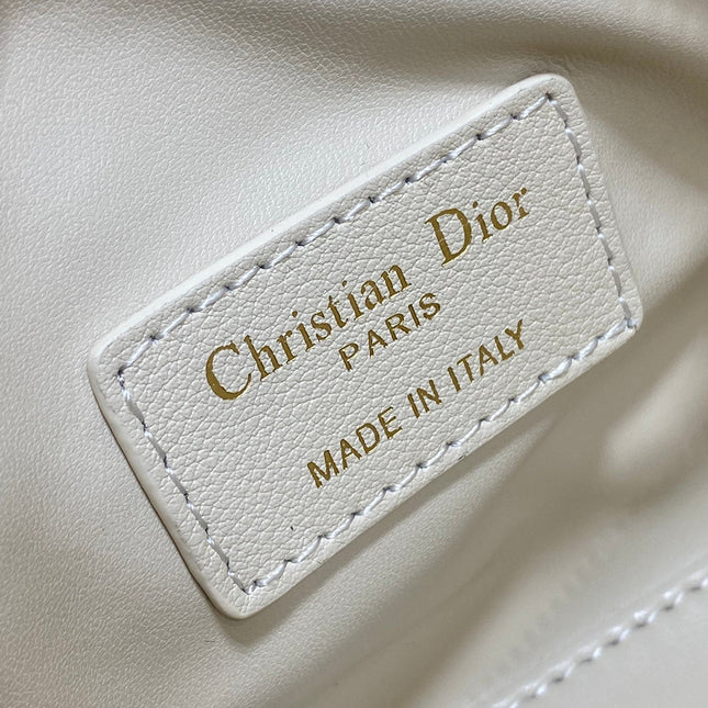 GROOVE MINI 17 BAG IN WHITE CREAM LAMBSKIN
