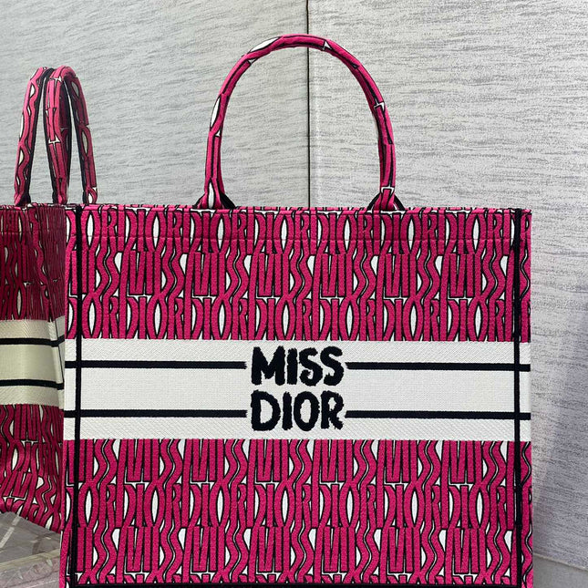 MISS LARGE TOTE 42 IN MAGENTA PURPLE CANVAS