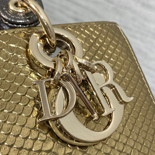 MEDIUM 16 LADY BAG IN GOLD METALLIC LAMBSKIN