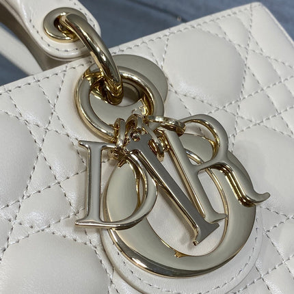 DIOR 25S MEDIUM LADY D-JOY 26 IN BEIGE LAMBSKIN GOLD HARDWARE