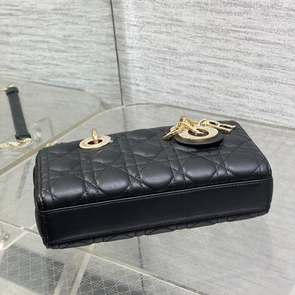 DIOR 25S SMALL LADY D‑JOY BAG 22 IN BLACK CALFSKIN GOLD HARDWARE