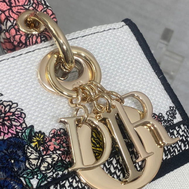 DIOR 25S SMALL LADY D-LITE BAG 24 IN WHITE RED DIOR STAR EMBROIDERY