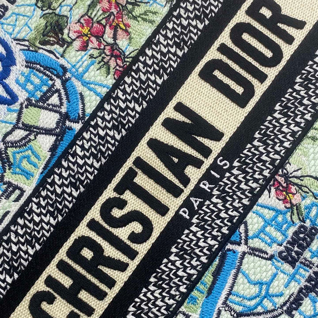 DIOR 25S SMALL LADY D-LITE BAG 24 IN BLUE AND WHITE CANVAS FLORAL EMBROIDERY