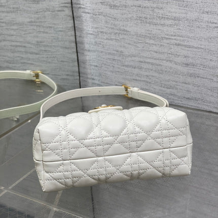DIOR 25S JOLIE TOP HANDLE MINI BAG 18 IN WHITE CALFSKIN GOLD HARDWARE