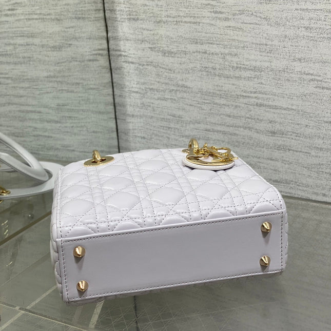 DIOR 25S LADY DIOR BAG 20 IN LILAC CANNAGE CALFSKIN GOLD HARDWARE