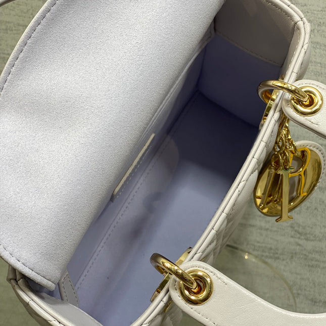DIOR 25S LADY DIOR BAG 20 IN LILAC CANNAGE CALFSKIN GOLD HARDWARE