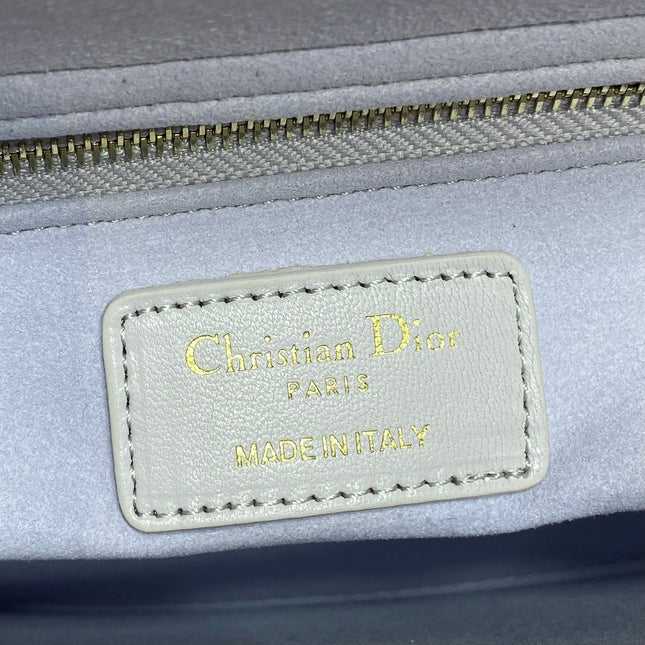 DIOR 25S LADY DIOR BAG 20 IN LILAC CANNAGE CALFSKIN GOLD HARDWARE