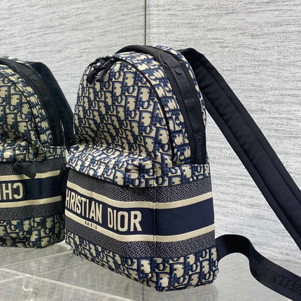 DIOR 25S TRAVEL BACKPACK 31 IN BLUE CANVAS OBLIQUE JACQUARD