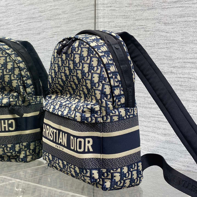 DIOR 25S TRAVEL BACKPACK 31 IN BLUE CANVAS OBLIQUE JACQUARD